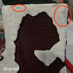 УЦІНКА Новорічна карусель з підсвіткою та музикою "Санта на ярмарку", 19*25,5 см(Потертості фарби,плями,в режимі без музики не крутиться ялинка) (00BR-6026-005)