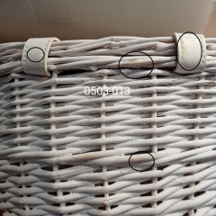 УЦІНКА Кошик для пікніка "Зустріч" на 2 особи, білий  (Попошкоджена лоза, іржа на ремені, дефект фарбування,потертість) (00BR-0503-013)