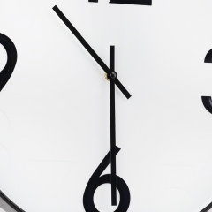 Годинник "Чотири напрямки", біло-чорний, 40 см (2016-034)