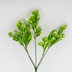 Штучна зелена гілка з білими суцвіттями, 32 см (9273-013)