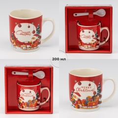 Кружка з ложечкою "Подарунки від Санти", 200 мл * Рандомний вибір дизайну (9250-027)