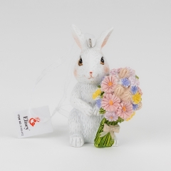 Підвісна статуетка "Кролик з великим букетом", 8,5 см (5105-012)