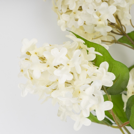 Искусственная сирень Искусственная сирень