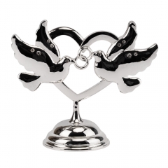 Фигурка "Два голубя на сердце" (18*16 см) (142N)