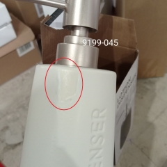 УЦІНКА Диспенсер для мила "Турбота", білий, 8*18 см (Брак покриття,дефект кераміки,плями) (00BR-9190-045)