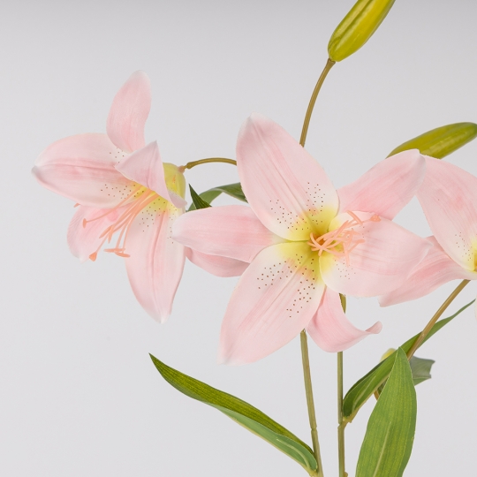 Искусственная лилия, светло-розовая, 77 см (2019-017) Искусственная лилия, светло-розовая, 77 см (2019-017)
