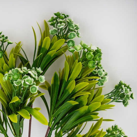 Искусственная зеленая ветвь с соцветиями, 35 см (9273-005) Искусственная зеленая ветвь с соцветиями, 35 см (9273-005)