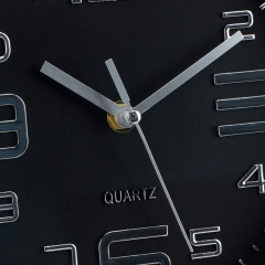 Годинник "Гравіс", чорно-срібний, 20 см (2016-006)