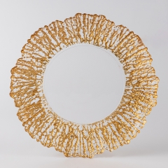Тарілка "Сонячні промені", золота, 33 см (9251-004)