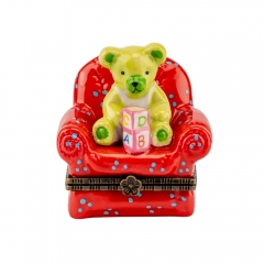 Скринька "Ведмедик в кріслі" (011E)