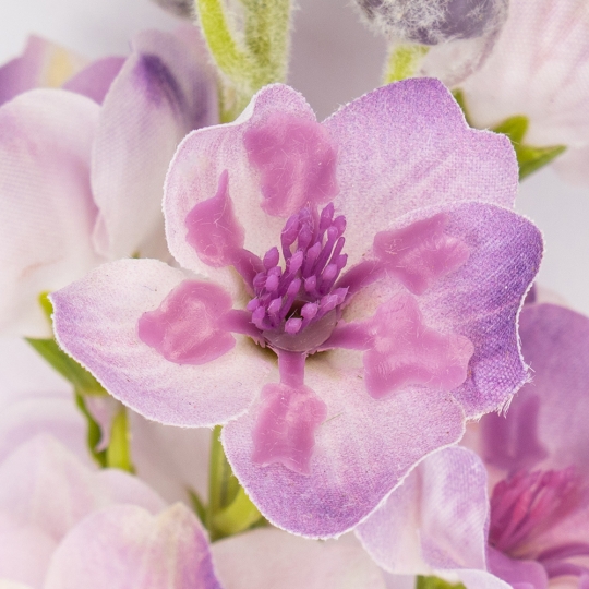 Латексный дельфиниум, сиреневый, 70 см СПАСЕННАЯ ПОЗИЦИЯ (9259-122) Латексный дельфиниум, сиреневый, 70 см СПАСЕННАЯ ПОЗИЦИЯ (9259-122)