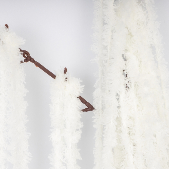 Штучна звисаюча гілка Штучна звисаюча гілка