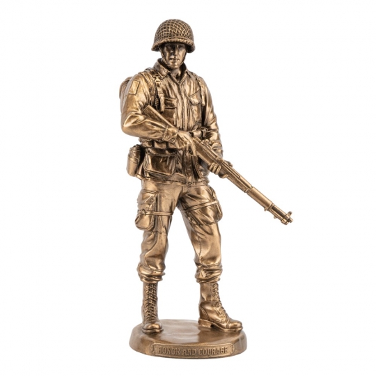 Статуэтка Статуэтка