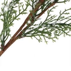 Засніжена ялинкова гілка 74 см (6015-020)