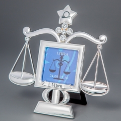 УЦІНКА Фоторамка "Терези" (13 см) (Погана упаковка, мікроподряпини, чорні крапки) (313N)