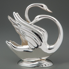 УЦІНКА Серветниця "Лебеді" (Погана упаковка,потрібно натирати) (313K)