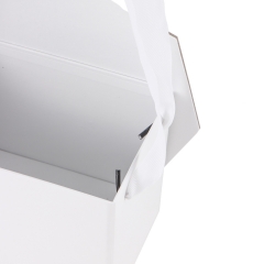 Коробка "Подарунок від зайчика", біла (8929-016)