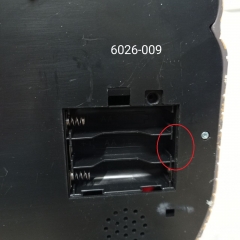 УЦІНКА Новорічна карусель з підсвіткою та музикою "Новорічна ковзанка", 36*18 см (Немає пружинки у відсіку для батарейок,не працює,потертості) (00BR-6026-009)