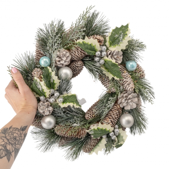 Вінок «Яловий з шишками та кульками» (010NF)